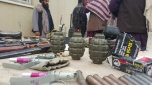 Taliban arrest two weapon-smugglers in Chaman crossing
