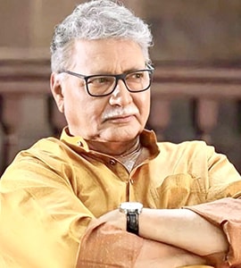 Vikram Gokhale's Daughter Rejects Actor's Death Rumours: "Still Critical, On Life Support"